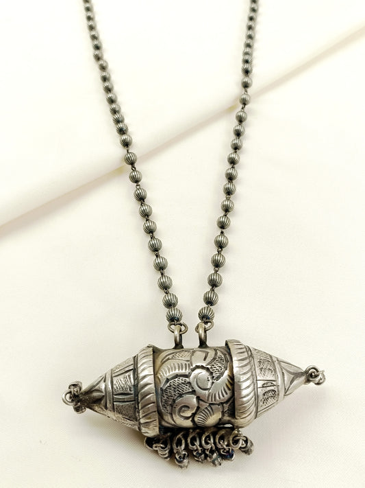 Tehreem Plain Men's Neckpiece