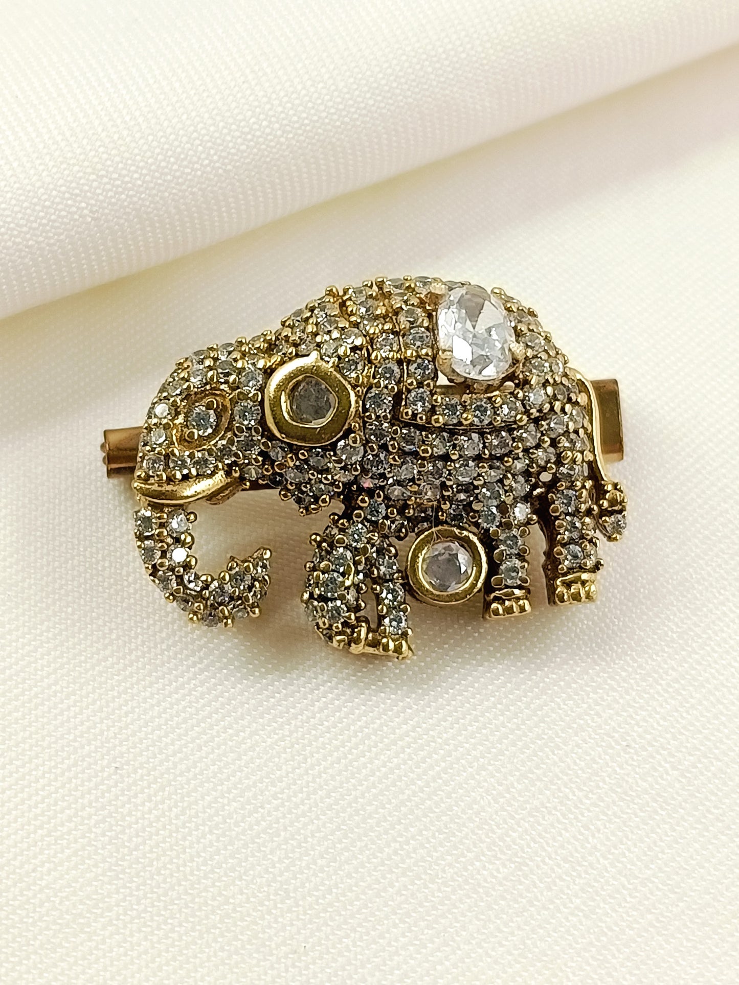 Ronavraj White Elephant Men's Brooch