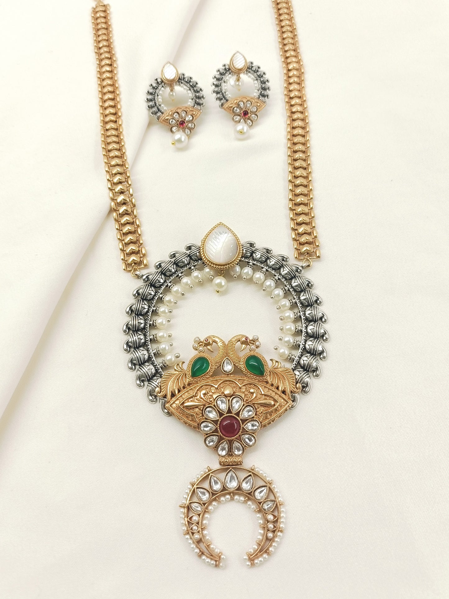 Tanushree R&G Boutique Necklace Set