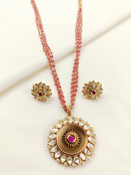 Dayita Ruby Kundan Sunburst Pendant Set