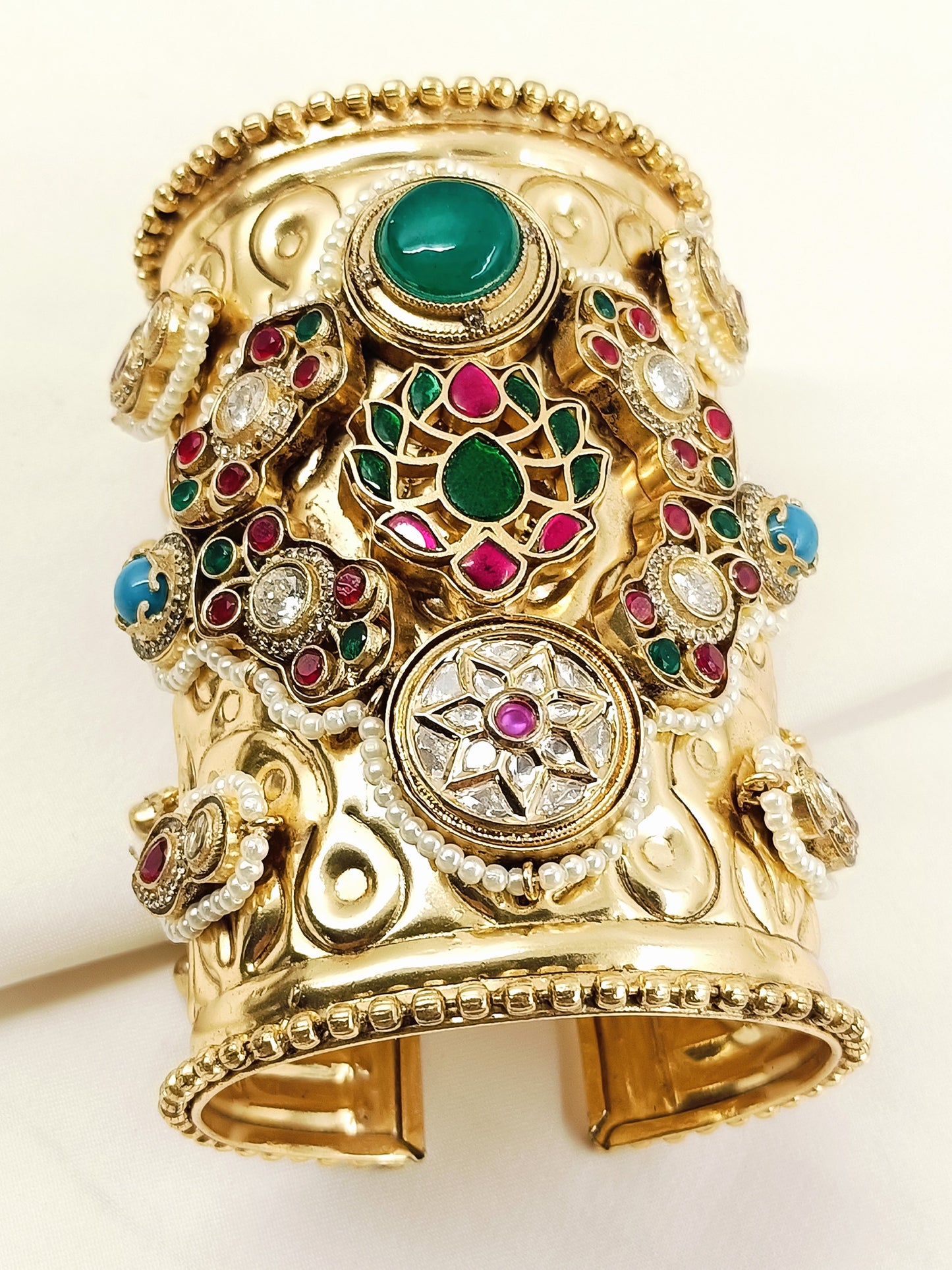 Aafizah Multicolor Rajwadi Fusion Oxidized Bracelet