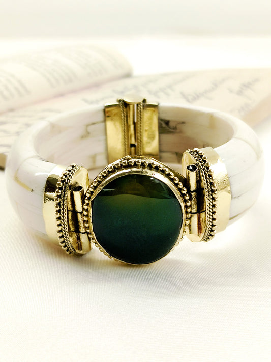 Ronav Olive Green Bone Men's Bracelet