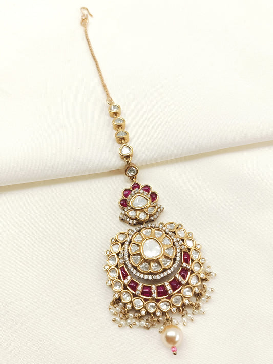 Rubina Ruby Kundan Teeka