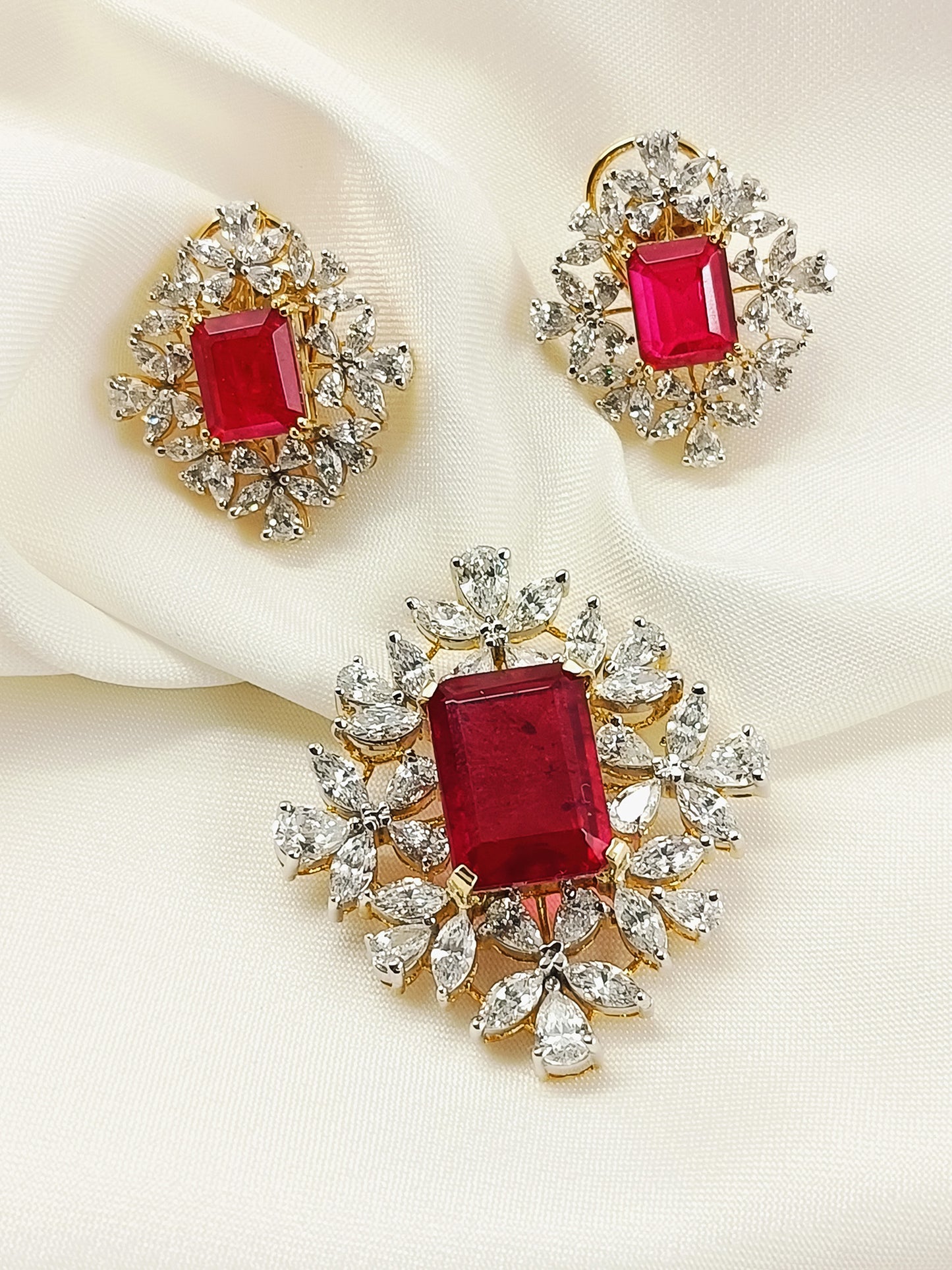 Anthea Ruby 92.5 Silver Swarovski Stone Pendant Set