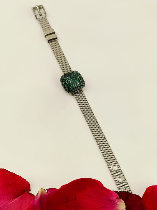 Lavi Green Square Shape Victorian Bracelet