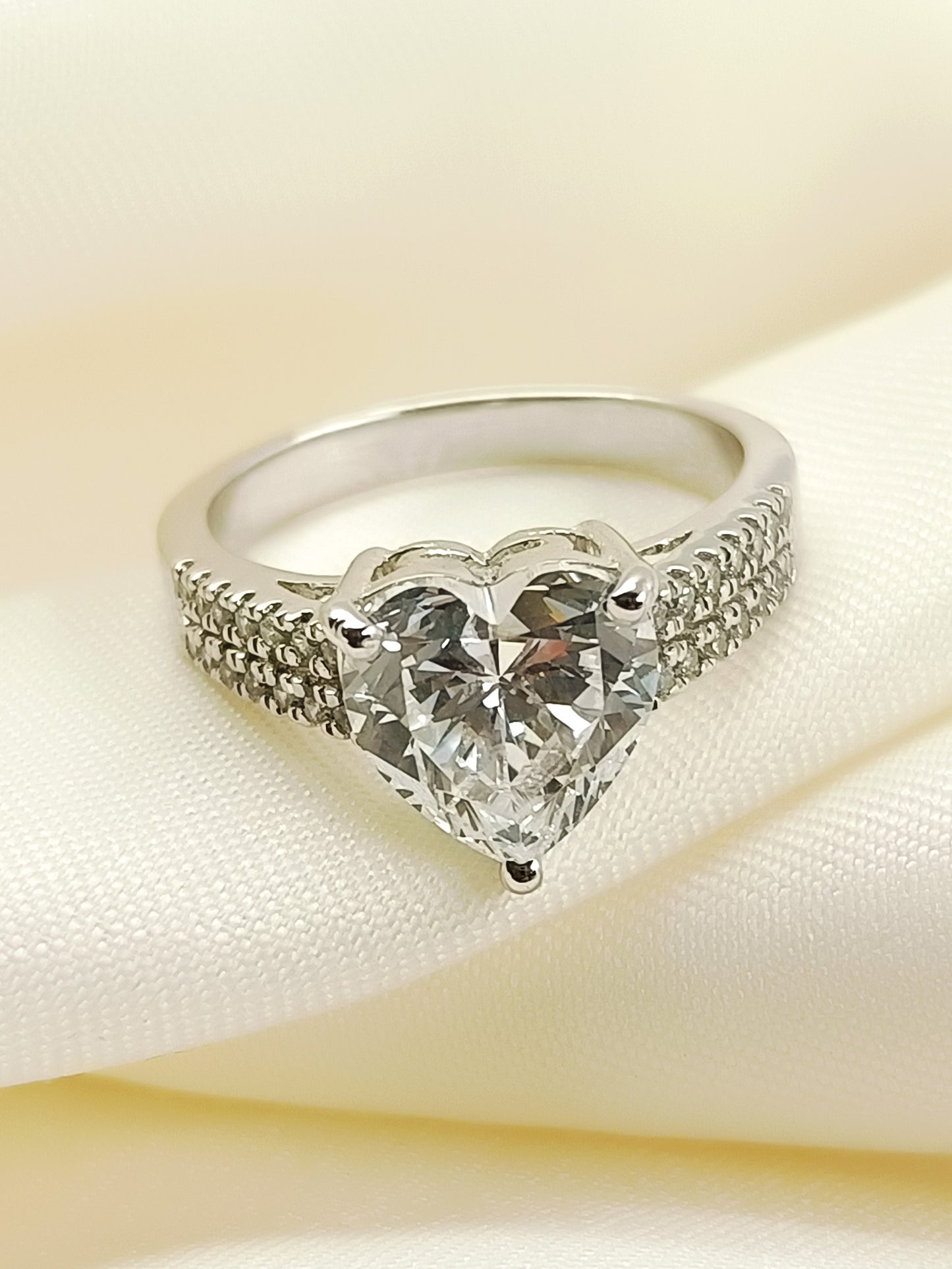 Nazo 92.5 Silver Swarovski Stone Finger Ring