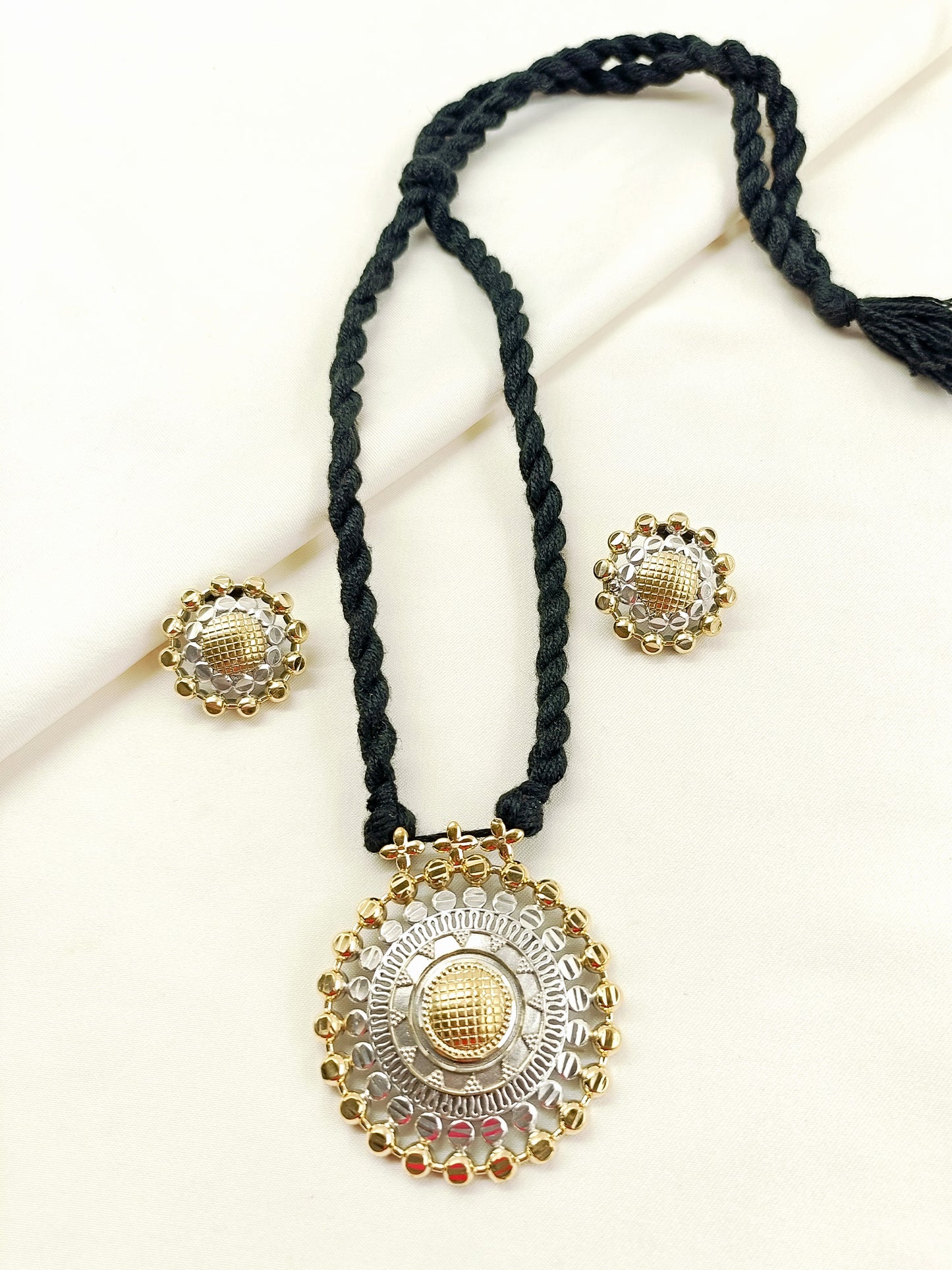 Sarita Black Oxidized Necklace Set