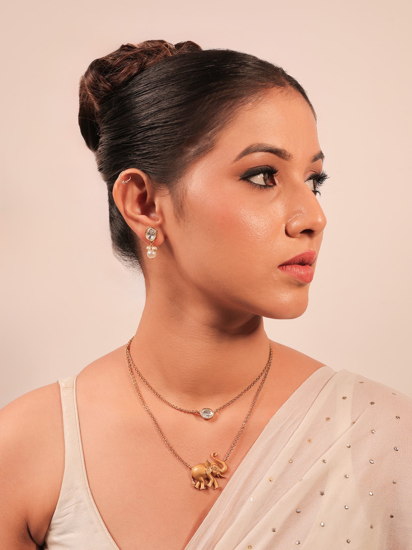 Roohi White Kundan Pendant Set