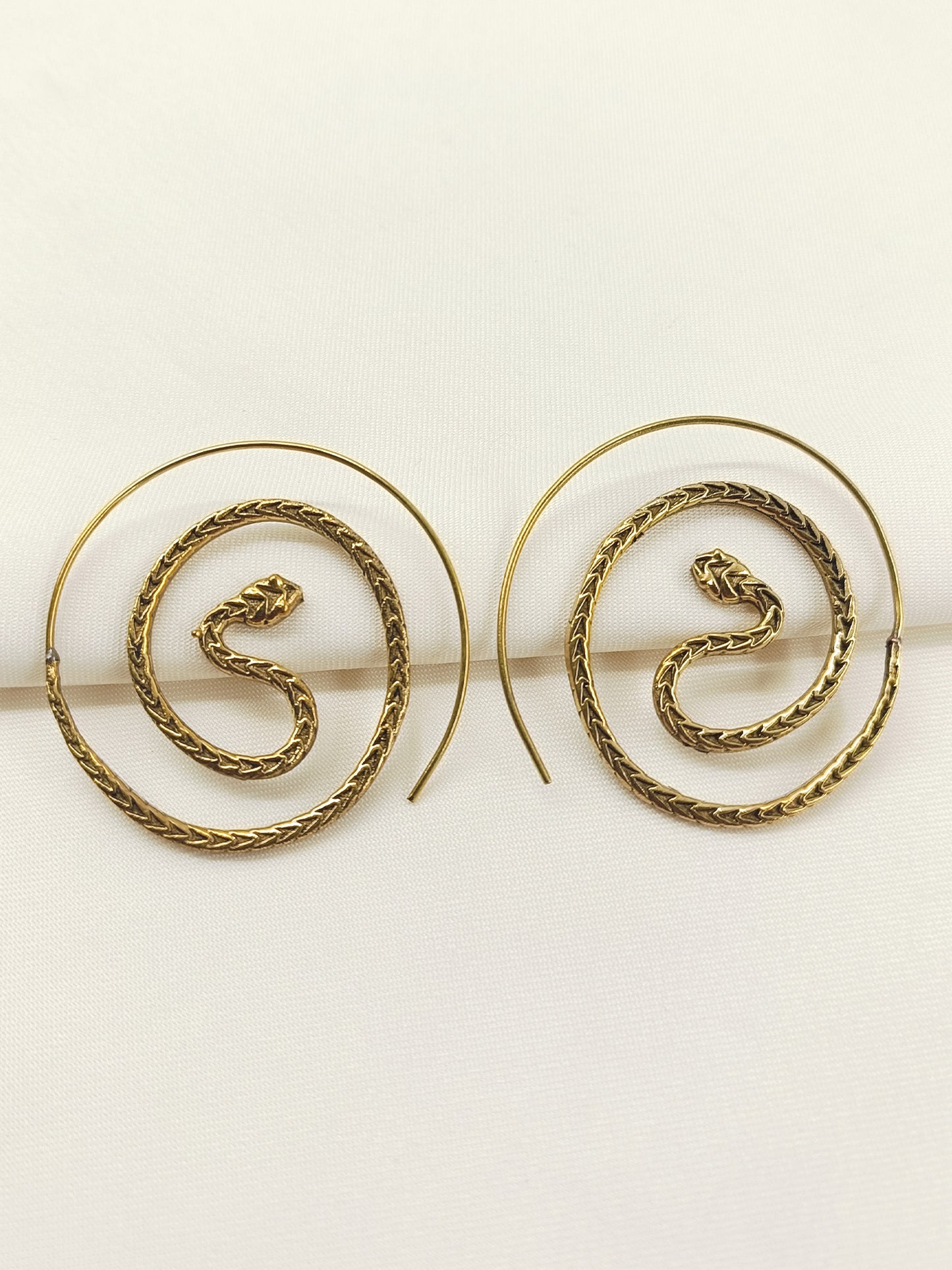 Navdha Golden Men's Earrings
