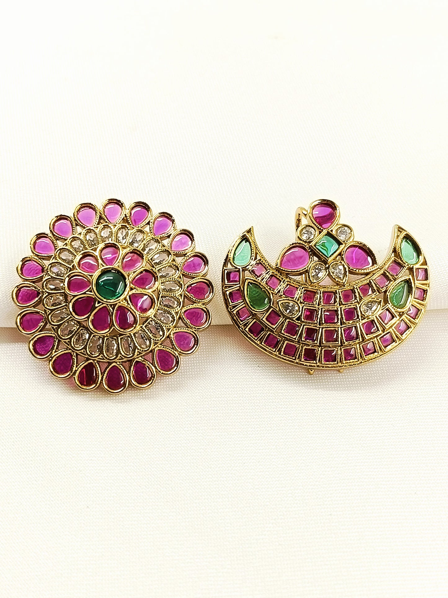 Trisha R&G Surya Chandra Rakodi / Kemp Hair Clip