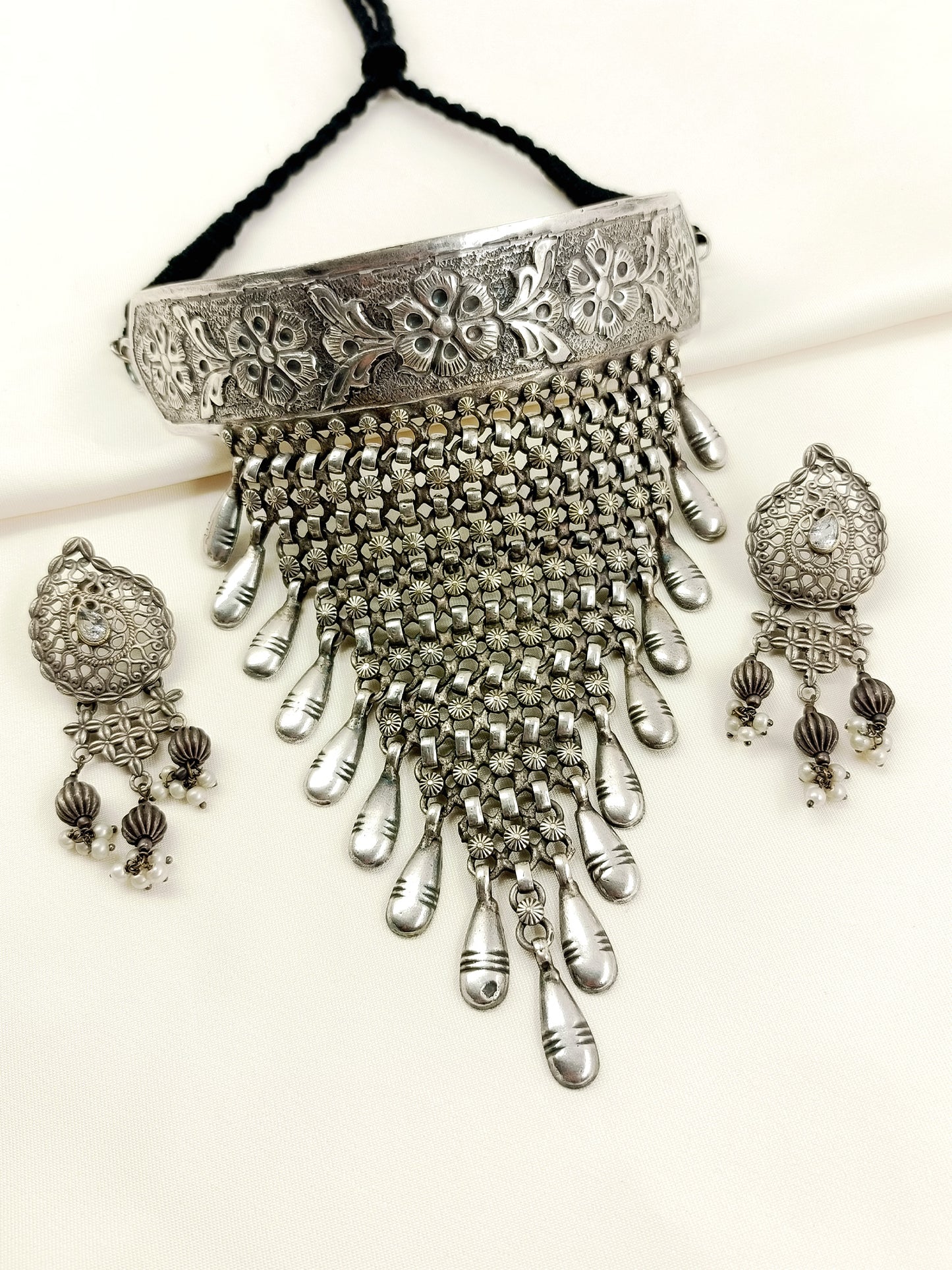 Madhubani Plain Oxidized Choker Set