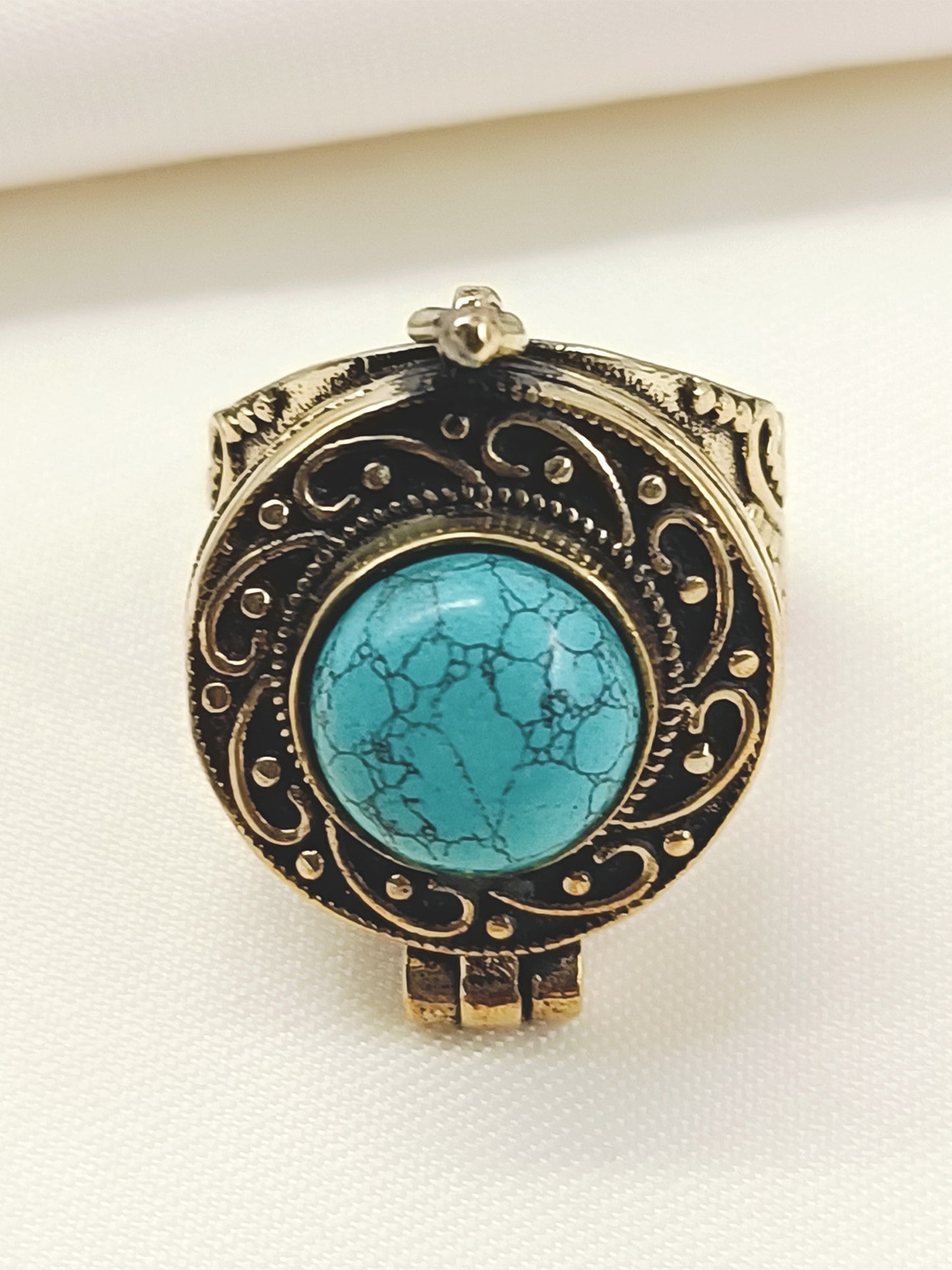 Heer Firozi Men's Finger Ring