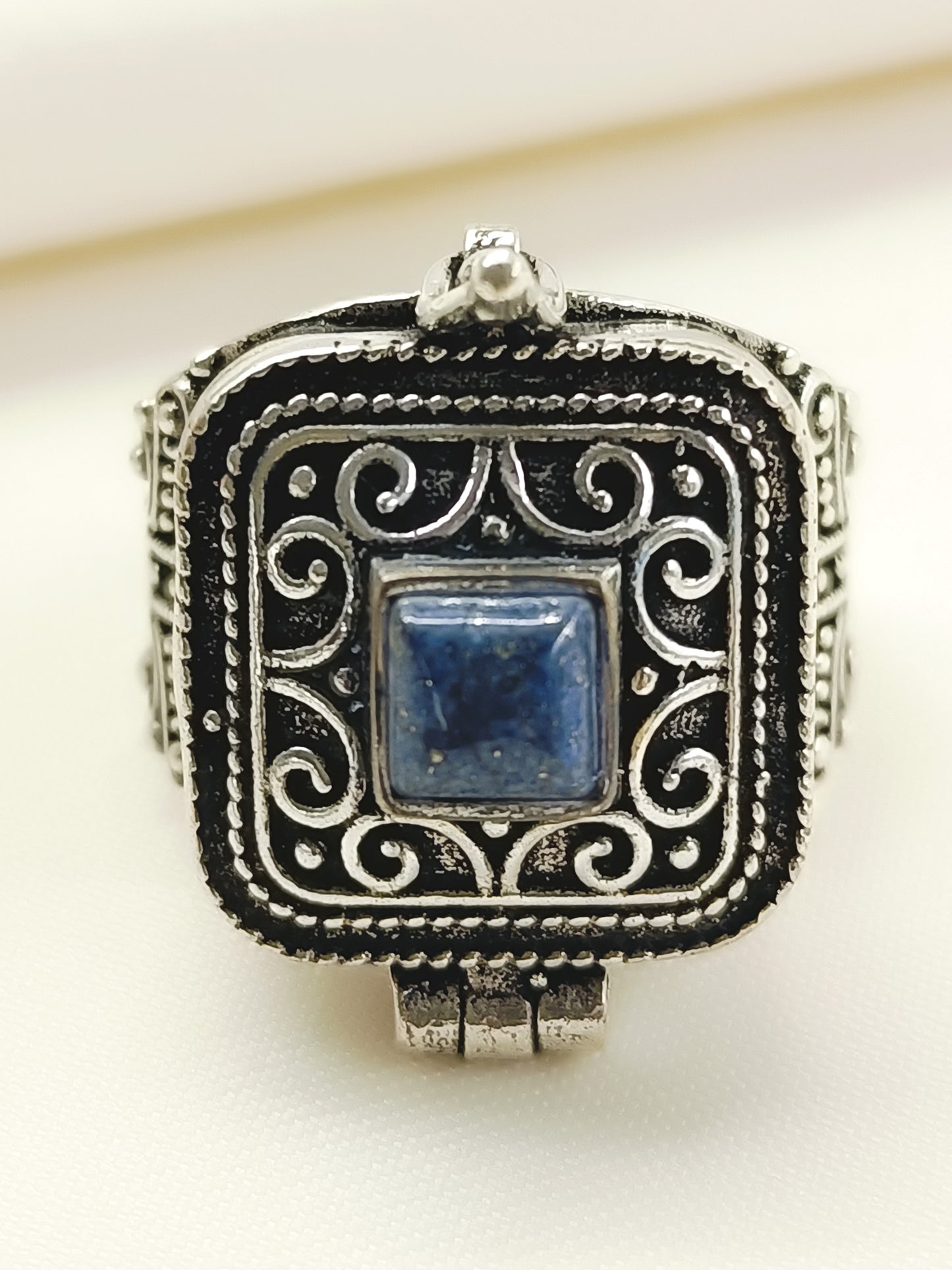 Adrian Blue Men's Finger Ring
