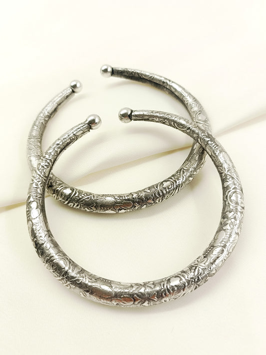 Tanaya Plain Oxidized Anklet [Price Is For Pair]