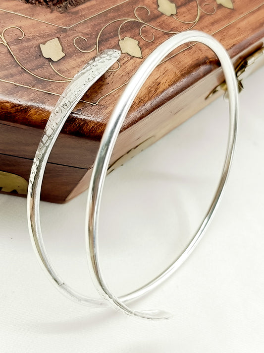 Zeenat Silver Oxidized Bajubandh