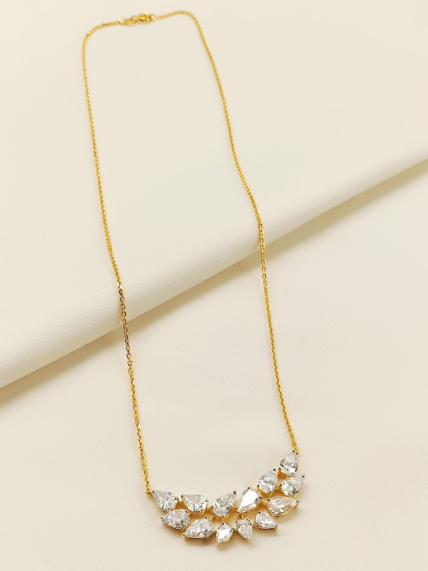 Faina 92.5 Silver Swarovski Stone Pendal