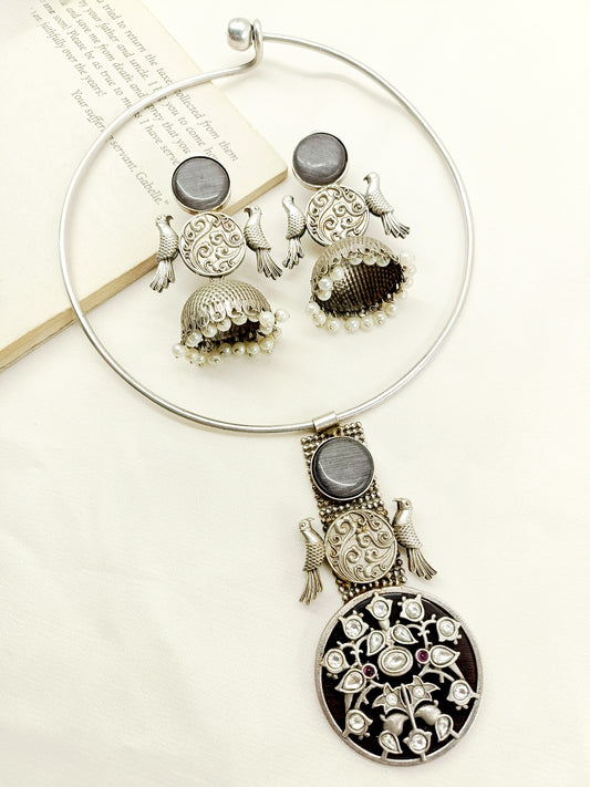 Odette Grey Oxidized Hasli Style Necklace Set