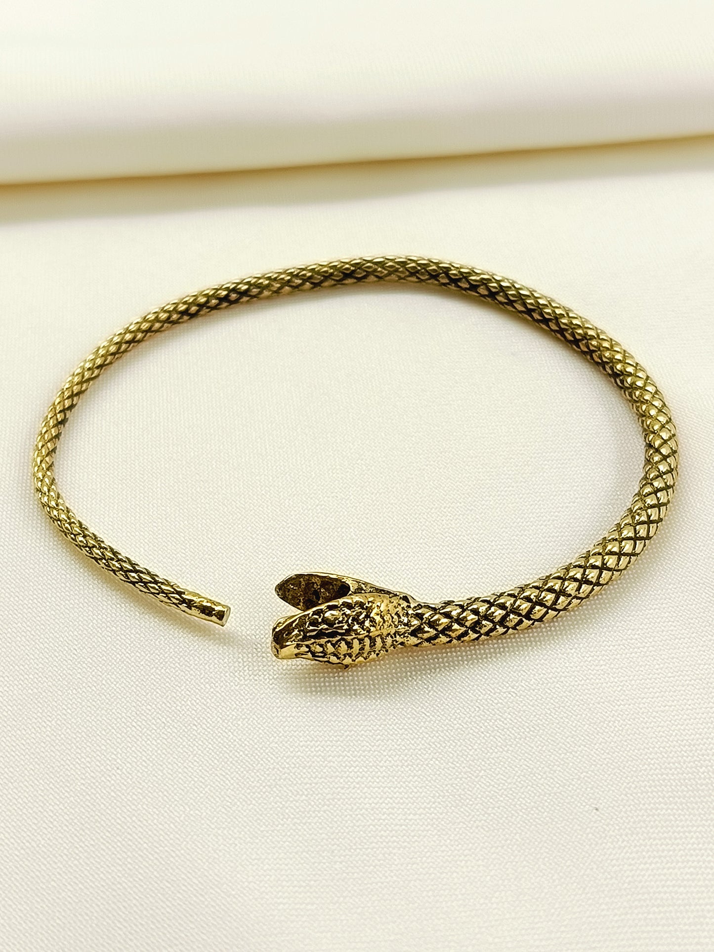Sarthak Golden Men's Bracelet