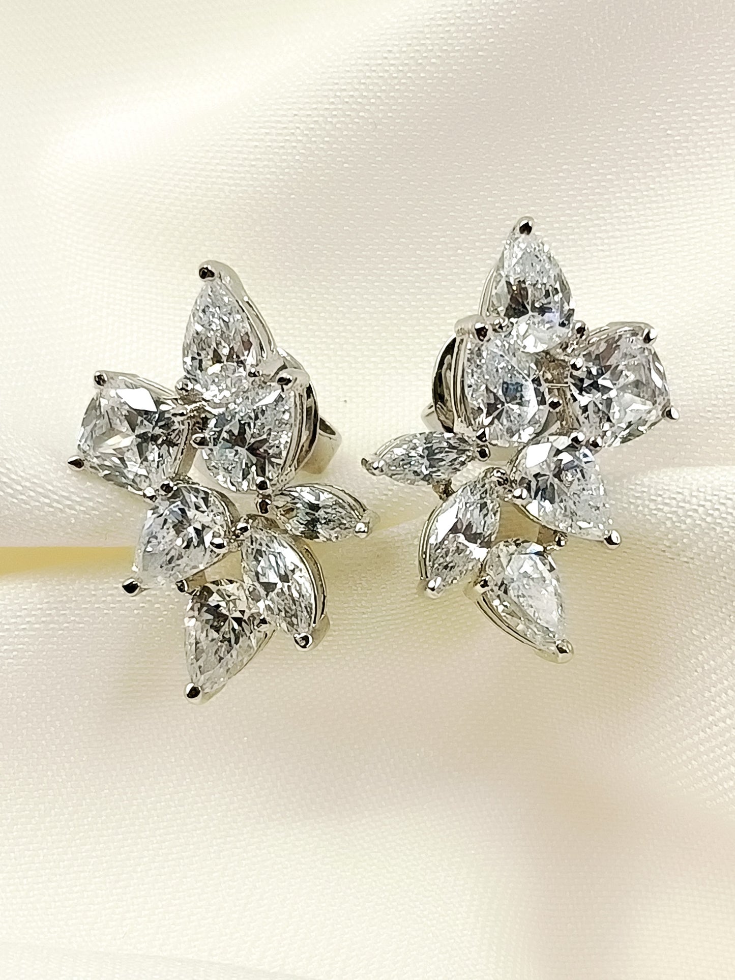 Niru 92.5 Silver Swarovski Stone Tops