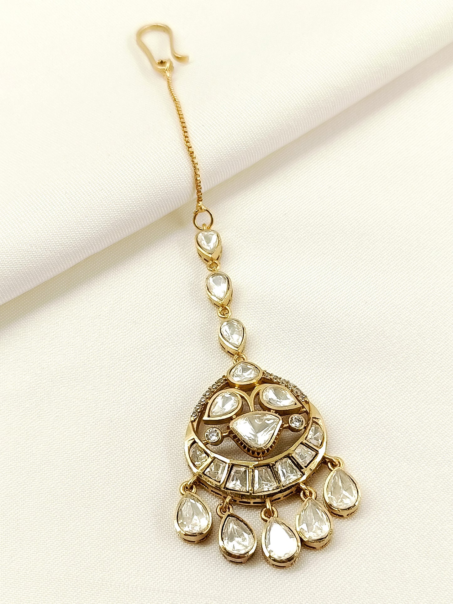 Kai White Kundan Teeka