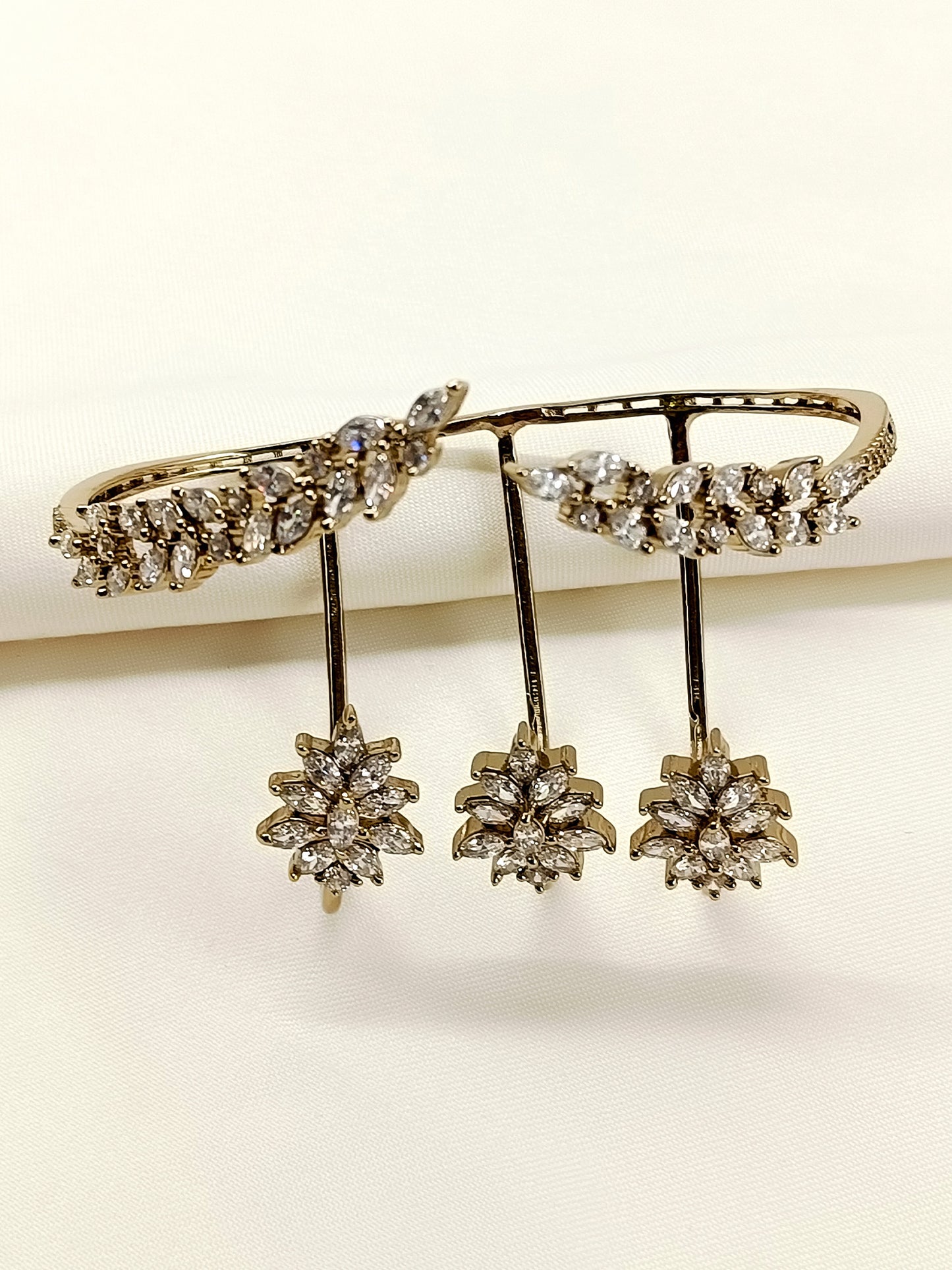Aahana White American Diamond Palm Bracelet