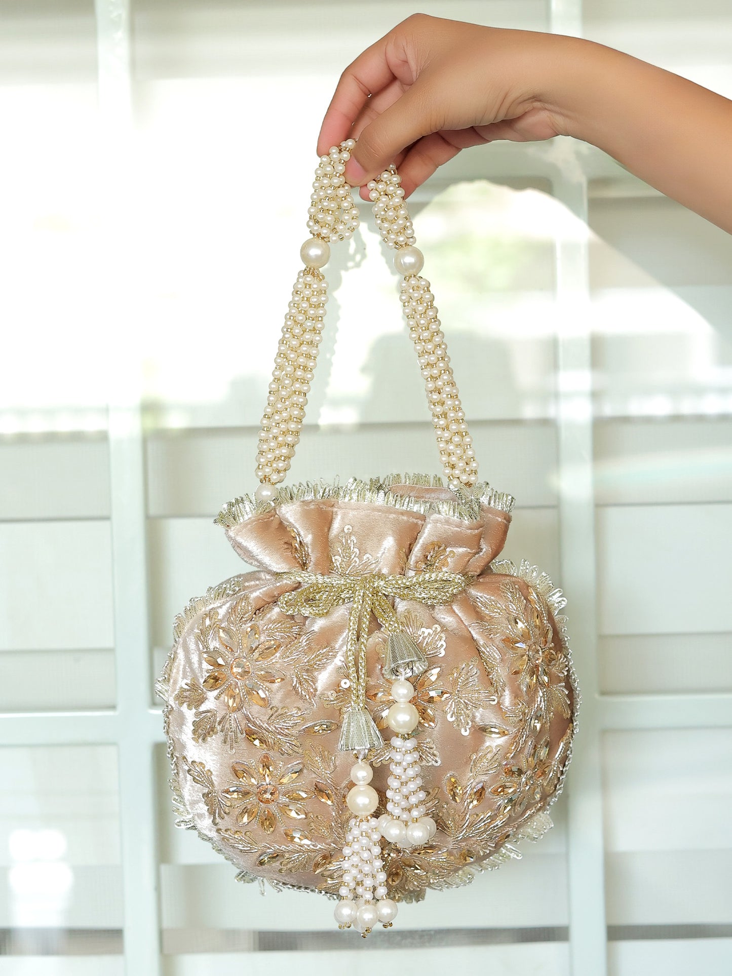 Lavni Golden Potli Bag