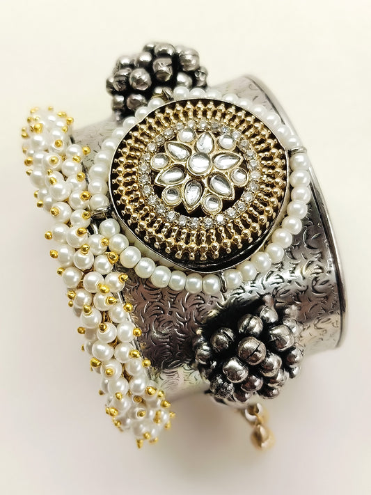 Yatika White Oxidized Bracelet