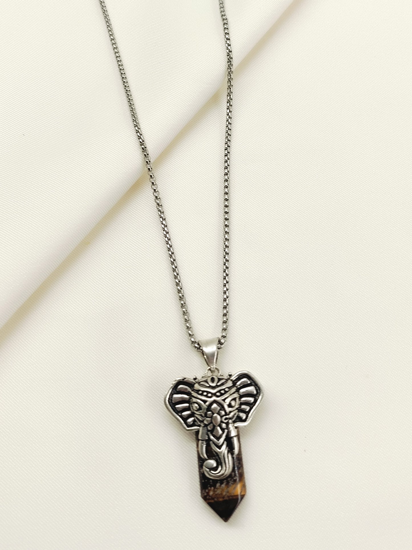 Aviraj Brown Men's Neckpiece