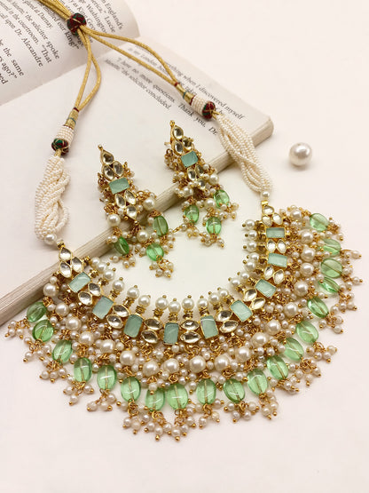 Buy Emerald Green Kundan Necklace Set,earrings Maangtika,indian Wedding  Jewellery, Indian Jewellery,pakistani, Kundan Jewellery,bridal Jewellery  Online in India - Etsy