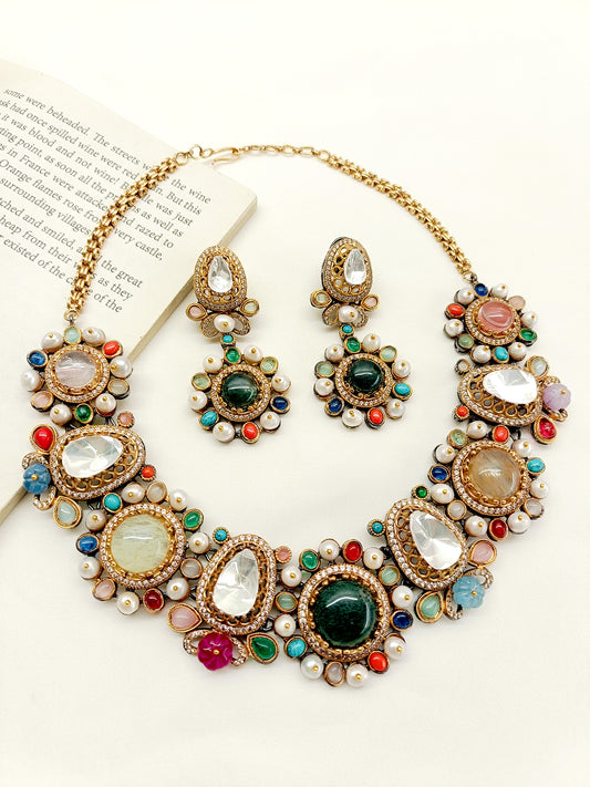 Dhriti Navaratna Victorian Necklace Set