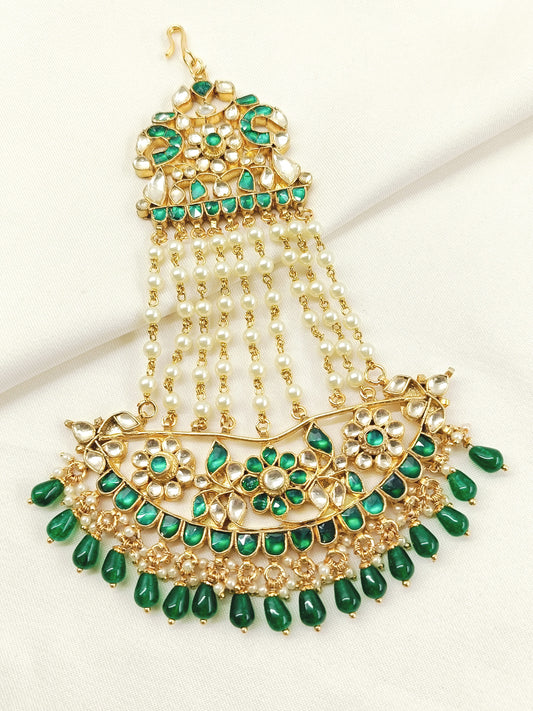 Sweta Green Hanging Kundan Passa