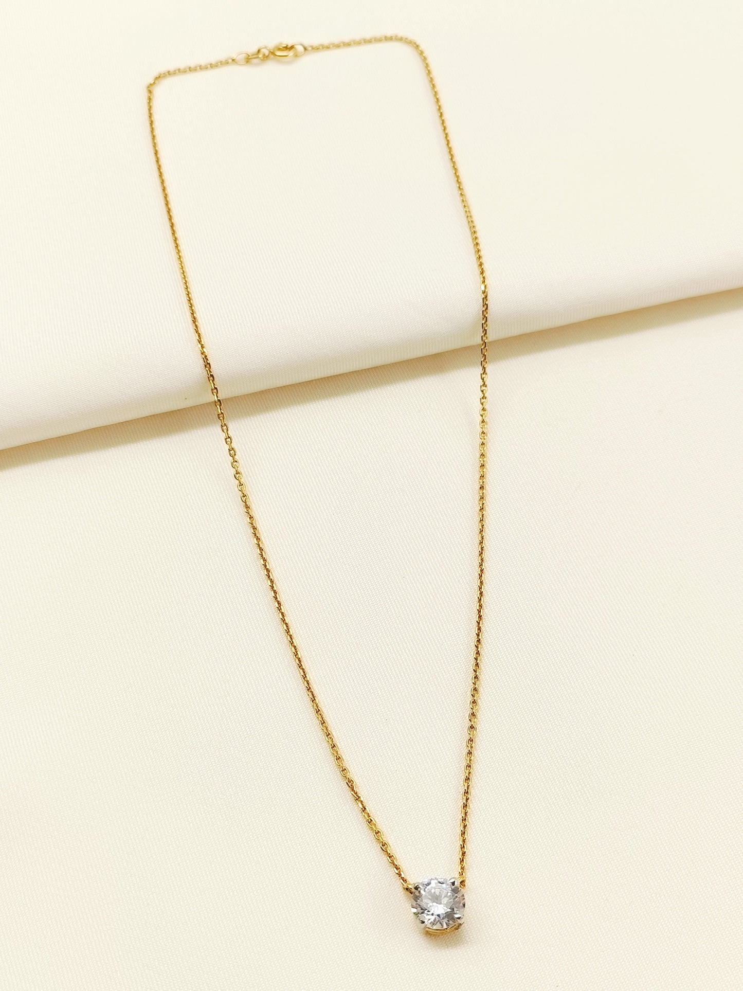 Hyma 92.5 Silver Swarovski Stone Pendal