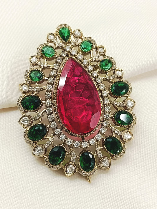 Atkarsh R&G Men's Brooch