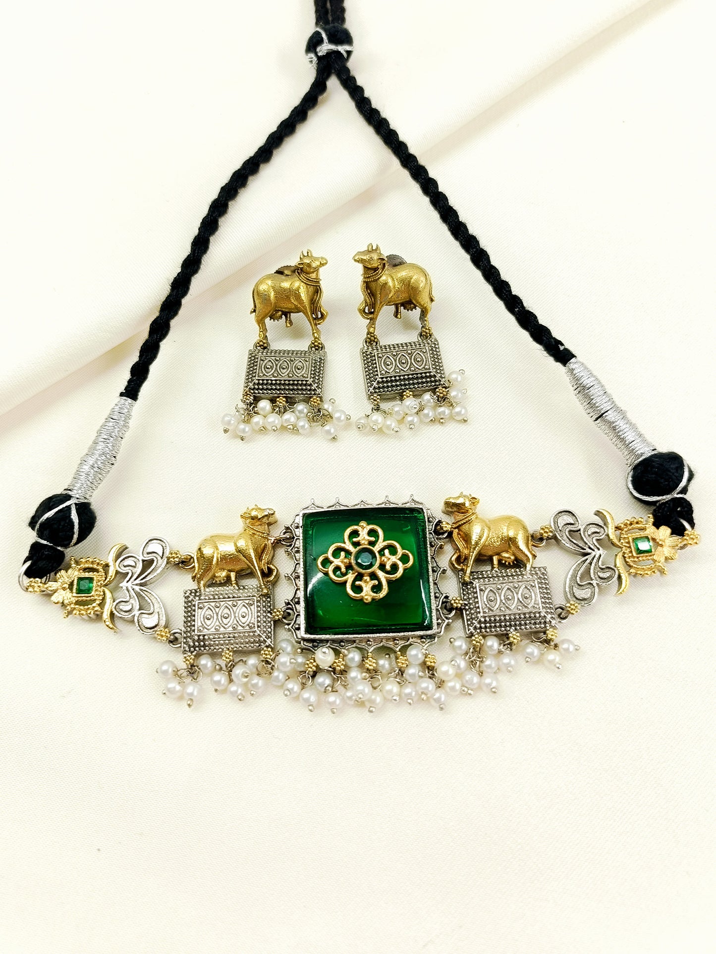 Jigyasa Green Oxidized Pichwai Nandi Choker Set