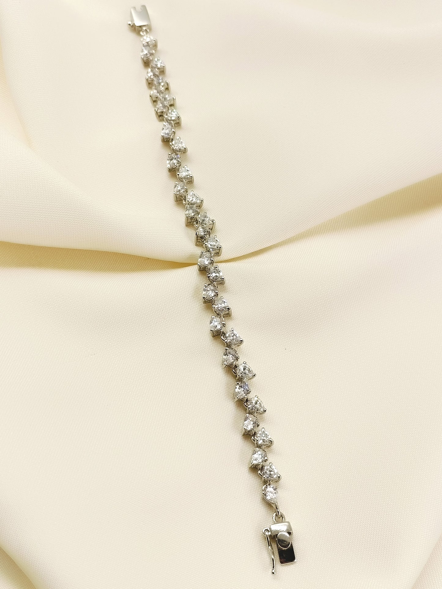 Shama White 92.5 Silver American Diamond Bracelet