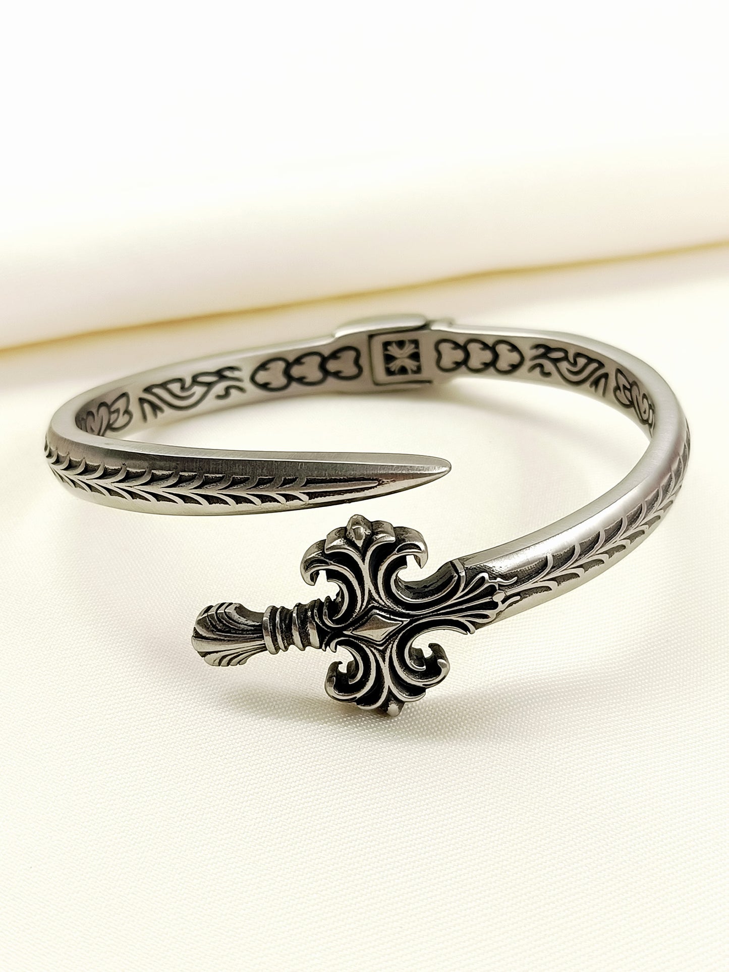 Arnit Warrior Sword Gun Metal Men's Bracelet