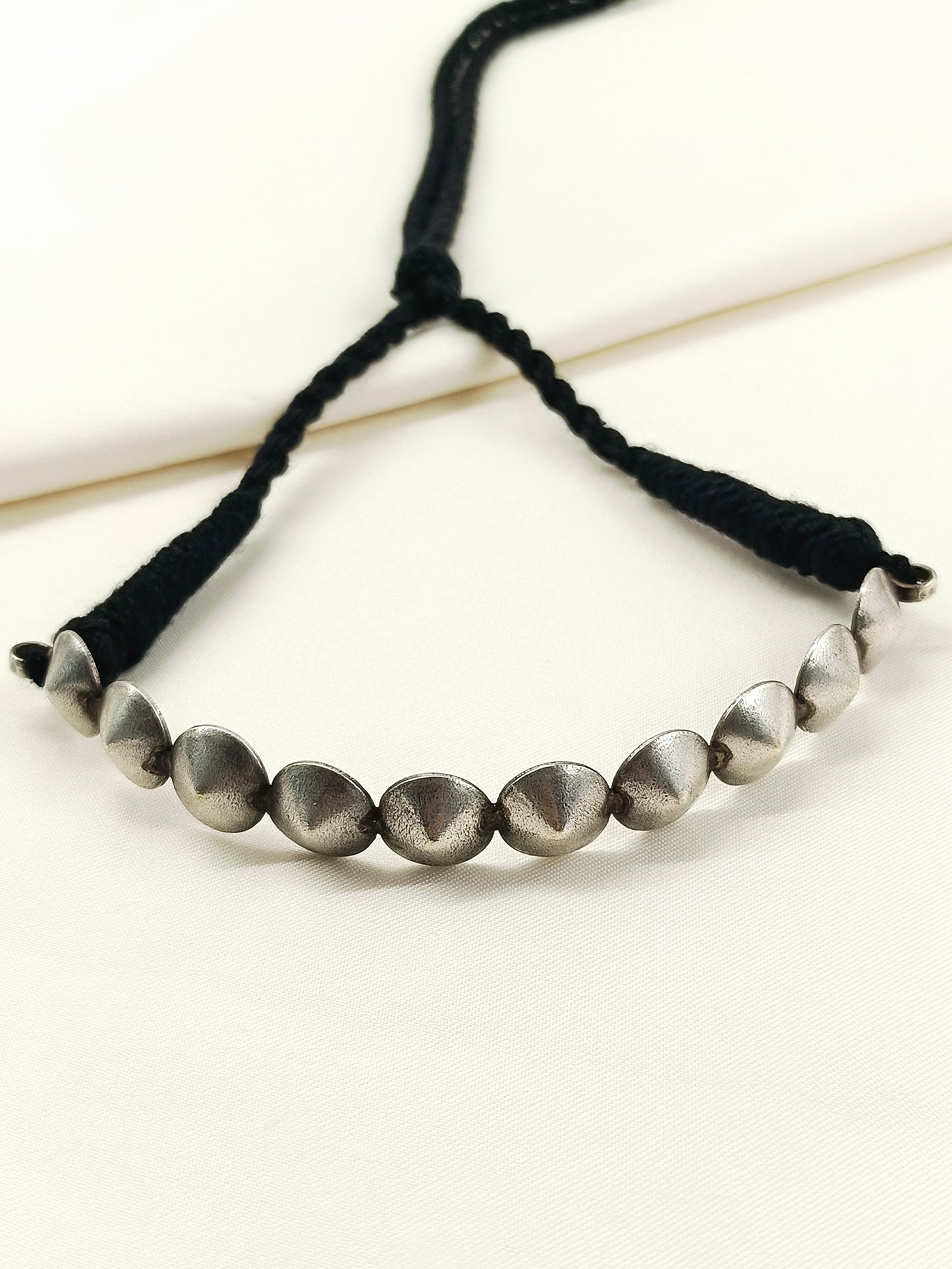 Devyan Plain Men's Spike Oxidized Bajubandh