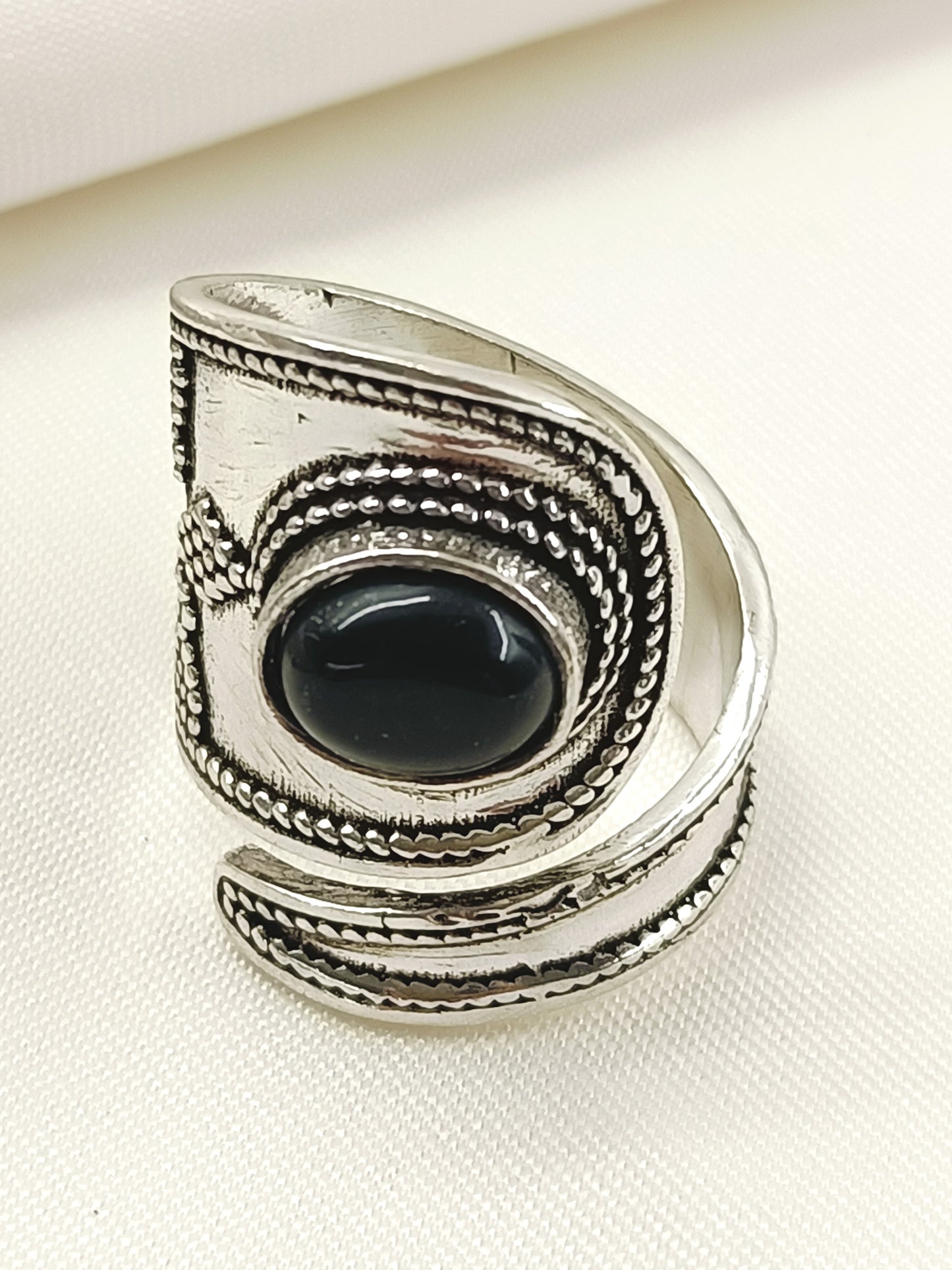 Keily Black Men's Finger Ring
