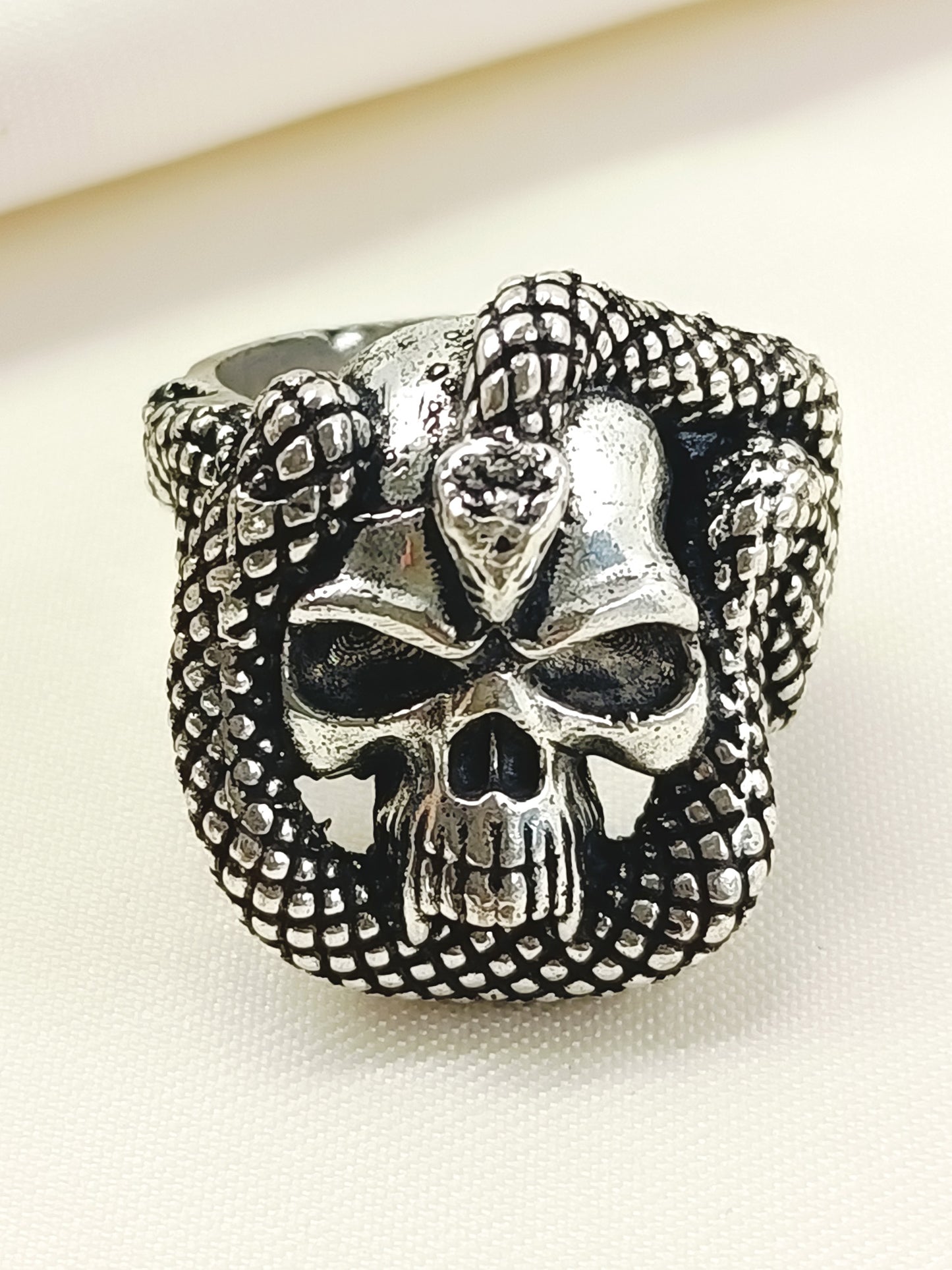 Sadhat Silver Men's Finger Ring