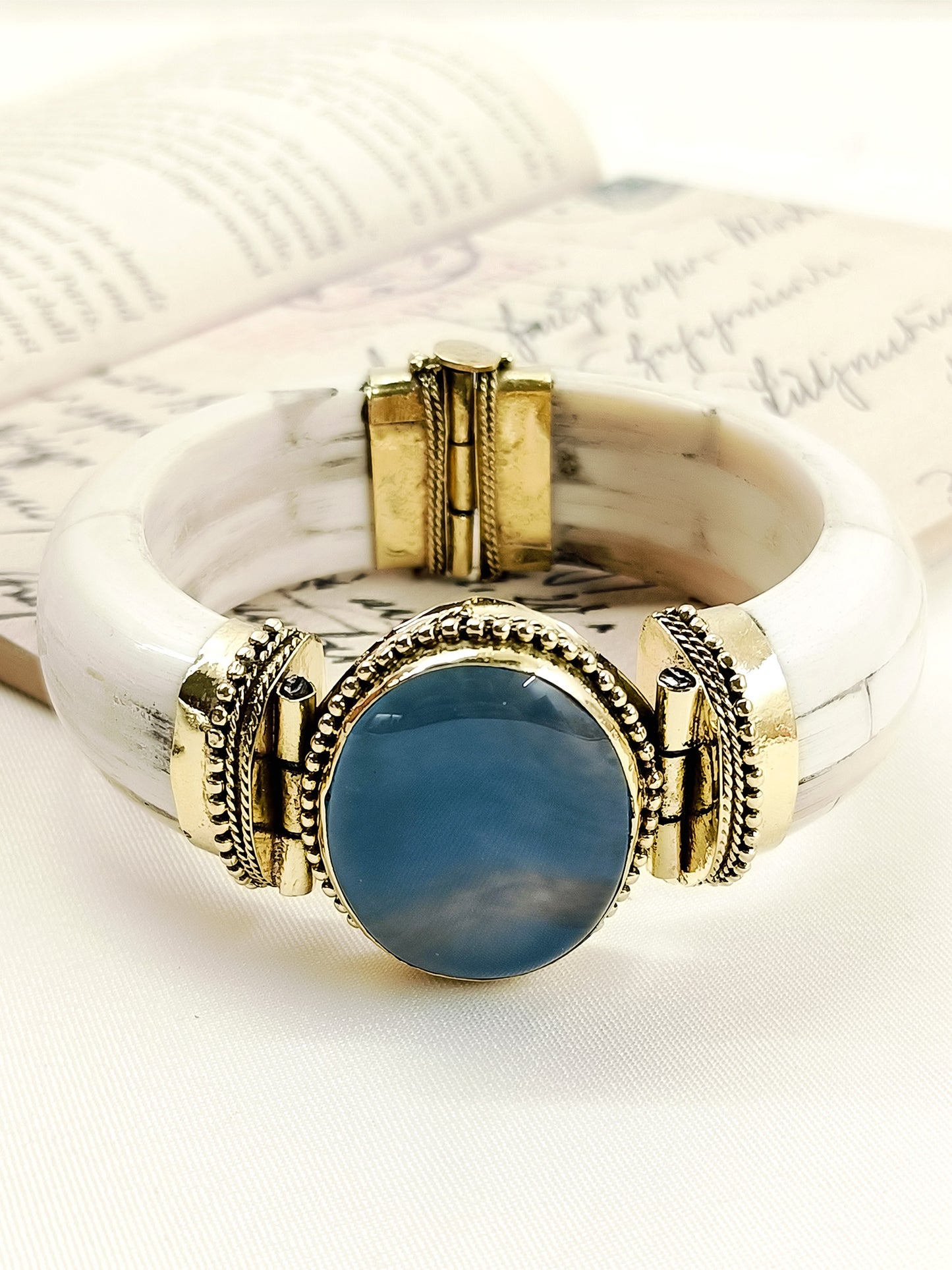 Aarun Sky Blue Bone Men's Bracelet