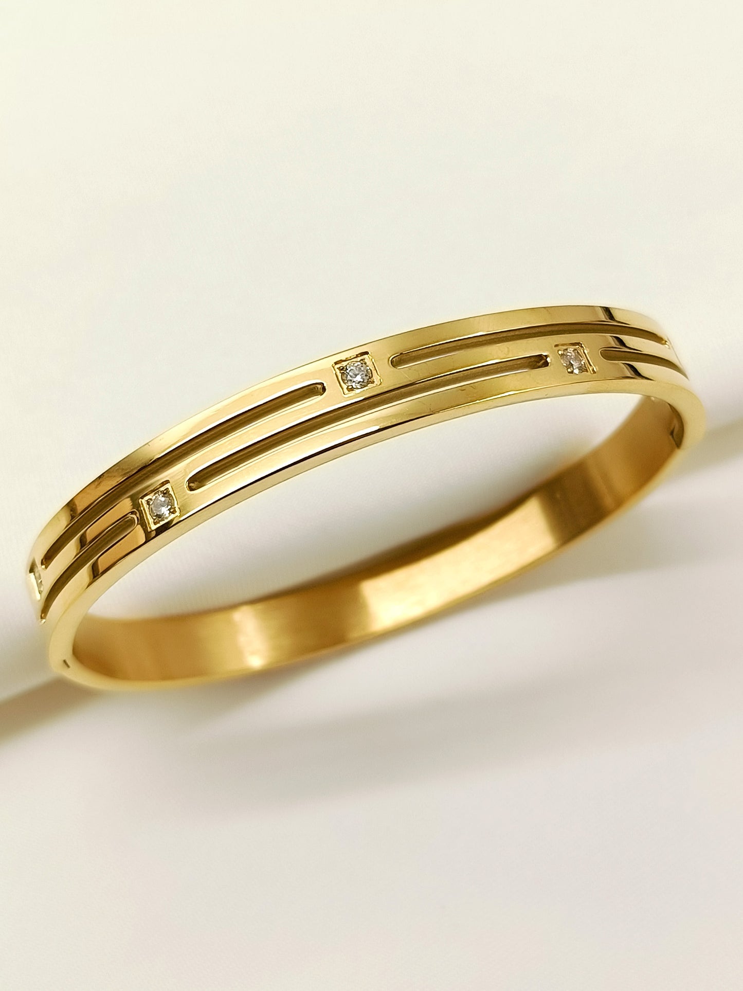 Aahan Golden Men's Bracelet