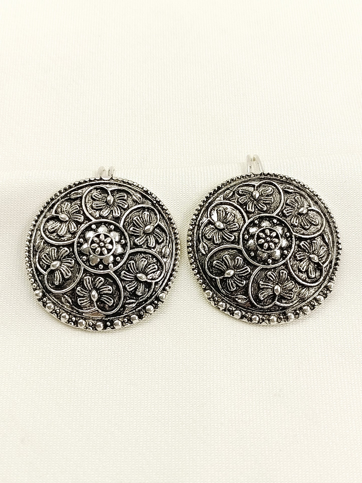 Yogi Silver Mandala Coin Men's Ear Cuff