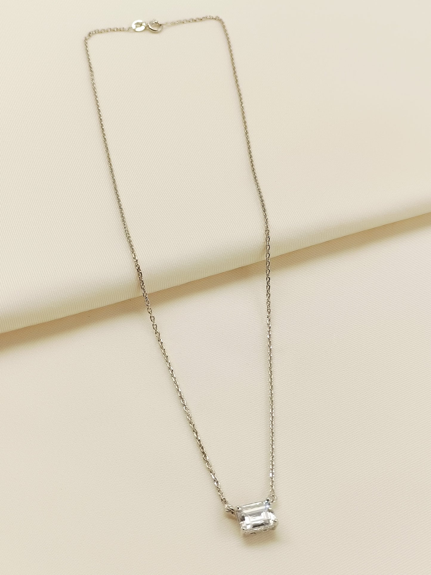 Gureza 92.5 Silver Swarovski Stone Pendal