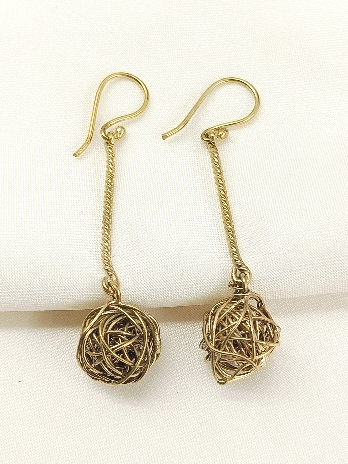 Amelya Golden Men's Earrings