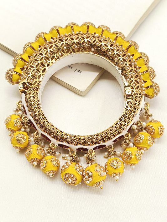 Kalyani Yellow Antique Kada