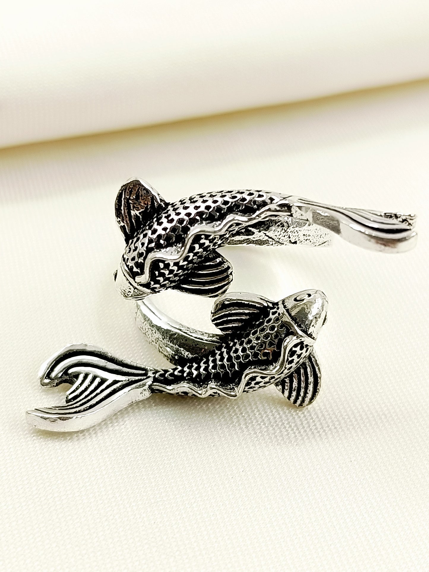 Shauryan Silver Men's Finger Ring