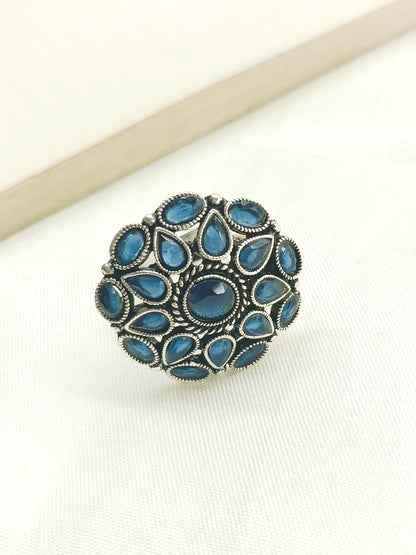 Nouri Navy Blue Oxidized Finger Ring