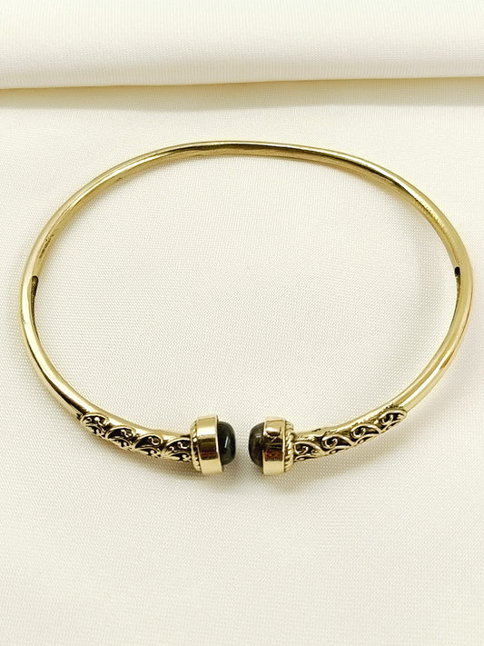 Gunbir Green Stone Men's Bracelet