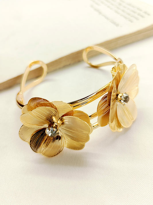 Leesa Golden Western Bracelet