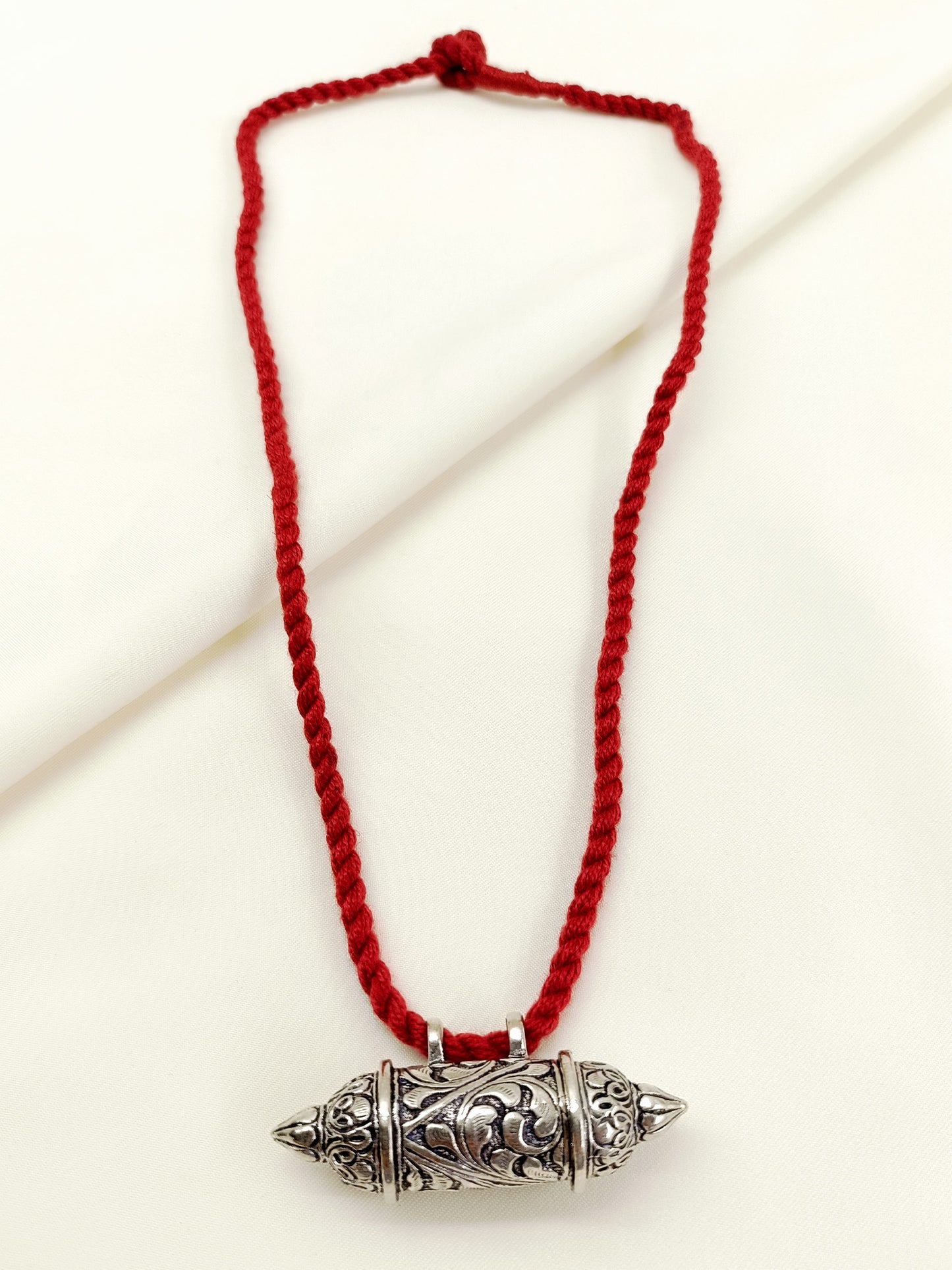 Runal Maroon Oxidized Tabiz Men's Neckpiece